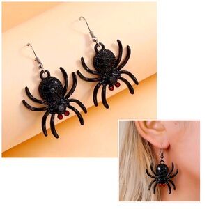 HALLOWEEN BLACK SPIDER EARRING